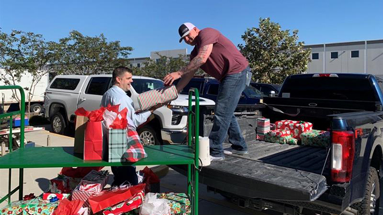 Every year, Pason participates in the Adopt-A-Family program through Houston Children's Charity. Pasonites donated gifts, like pillows, bedding, and outerwear. 